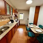 Jad - Racadau Apartment *