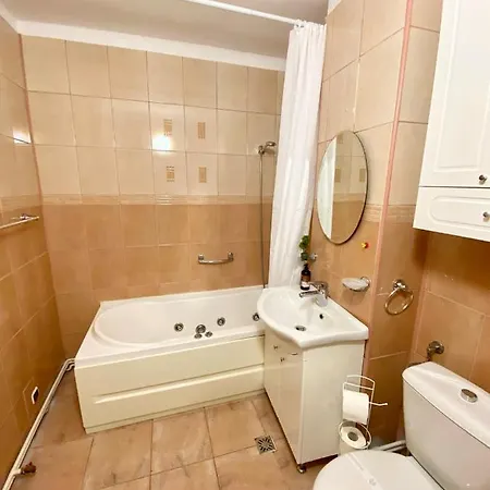 Jad - Familiy 4 - Near Forest - Racadau Apartment Brasov